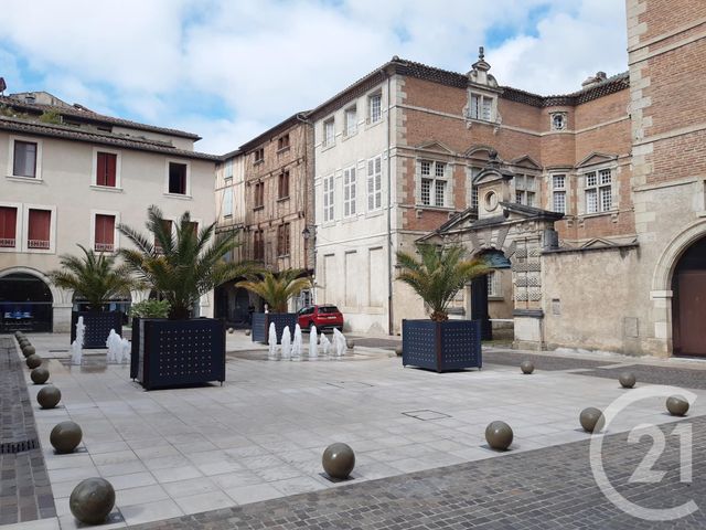 Appartement F3 &agrave; louer - 3 pi&egrave;ces - 81 m2 - Castres - 81 - MIDI-PYRENEES