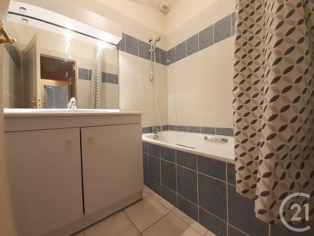 Appartement F3 &agrave; louer - 3 pi&egrave;ces - 81 m2 - Castres - 81 - MIDI-PYRENEES