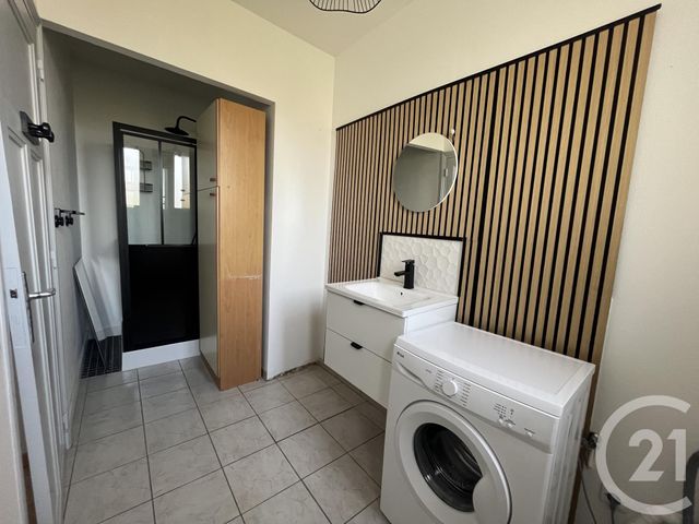 Appartement F2 &agrave; louer - 2 pi&egrave;ces - 85,86 m2 - Castres - 81 - MIDI-PYRENEES