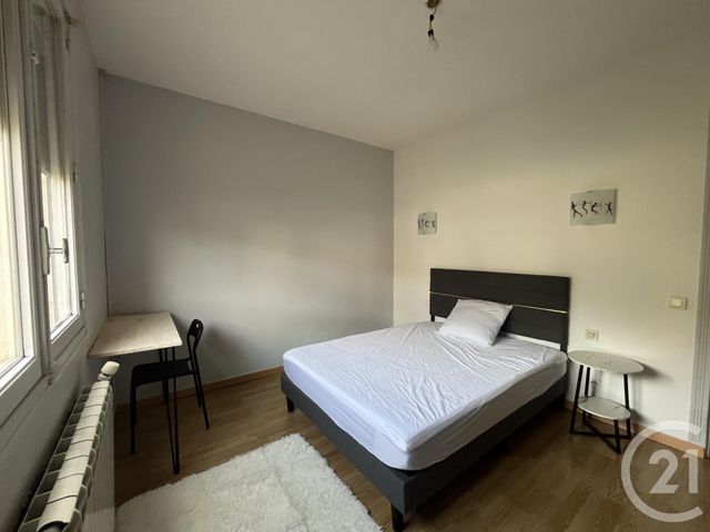 Appartement F2 &agrave; louer - 2 pi&egrave;ces - 85,86 m2 - Castres - 81 - MIDI-PYRENEES