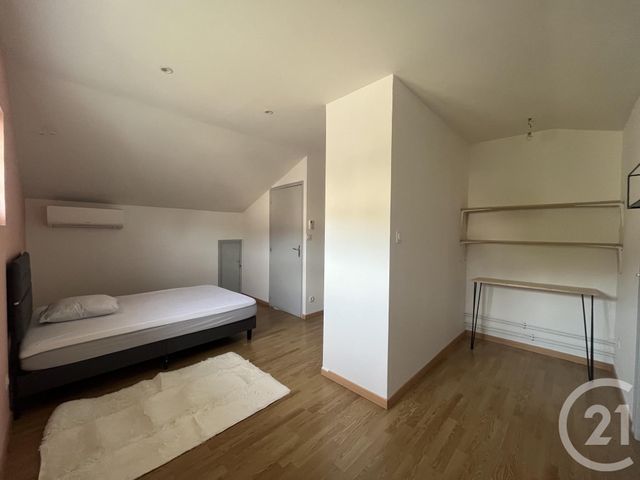 Appartement F2 &agrave; louer - 2 pi&egrave;ces - 92,38 m2 - Castres - 81 - MIDI-PYRENEES