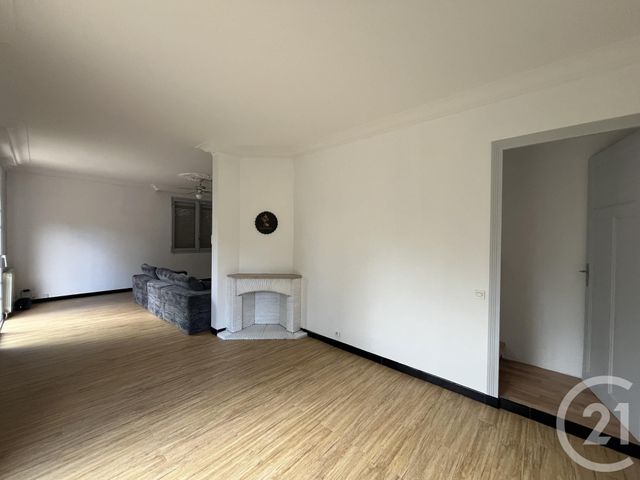 Appartement F2 &agrave; louer - 2 pi&egrave;ces - 92,38 m2 - Castres - 81 - MIDI-PYRENEES