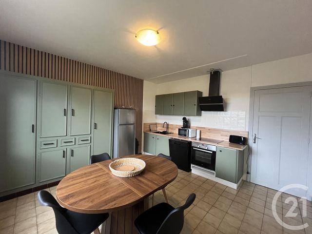 Appartement F2 &agrave; louer - 2 pi&egrave;ces - 92,38 m2 - Castres - 81 - MIDI-PYRENEES