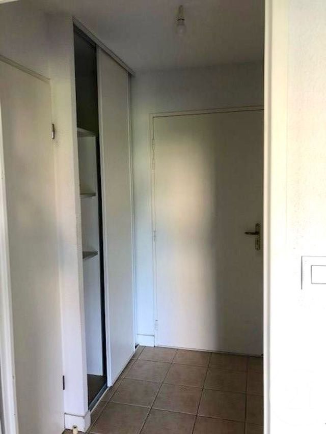 Appartement T2 &agrave; vendre - 2 pi&egrave;ces - 35 m2 - Carcassonne - 11 - LANGUEDOC-ROUSSILLON