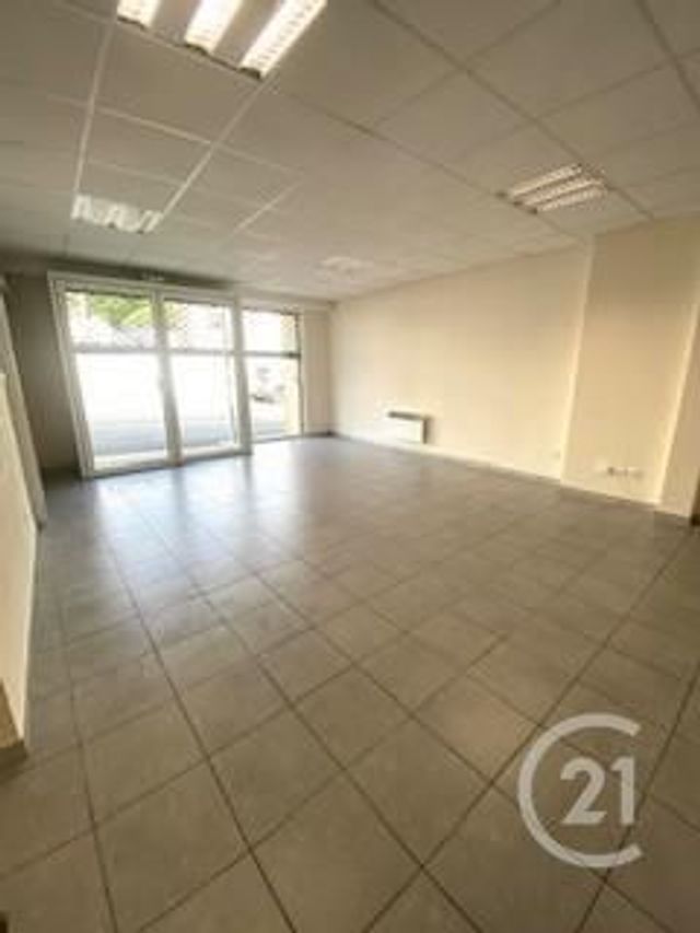 Appartement Local &agrave; vendre - 3 pi&egrave;ces - 82 m2 - Carcassonne - 11 - LANGUEDOC-ROUSSILLON