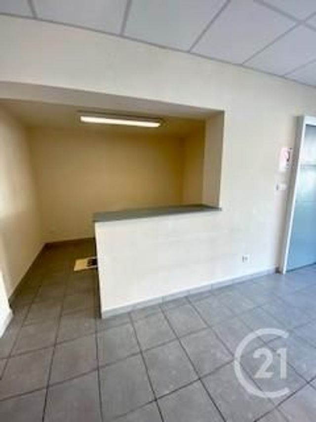 Appartement Local &agrave; vendre - 3 pi&egrave;ces - 82 m2 - Carcassonne - 11 - LANGUEDOC-ROUSSILLON