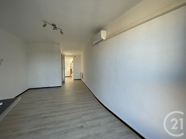 Appartement F1 &agrave; louer - 1 pi&egrave;ce - 25 m2 - Carcassonne - 11 - LANGUEDOC-ROUSSILLON