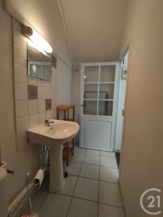 Appartement F1 à louer - 1 pièce - 28 m2 - Carcassonne - 11 - LANGUEDOC-ROUSSILLON