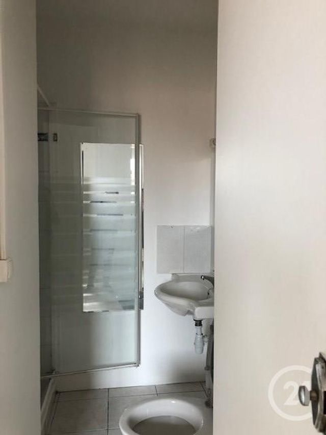 Appartement F2 &agrave; louer - 2 pi&egrave;ces - 43 m2 - Carcassonne - 11 - LANGUEDOC-ROUSSILLON