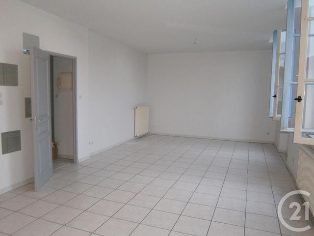Appartement F3 &agrave; louer - 3 pi&egrave;ces - 81 m2 - Carcassonne - 11 - LANGUEDOC-ROUSSILLON