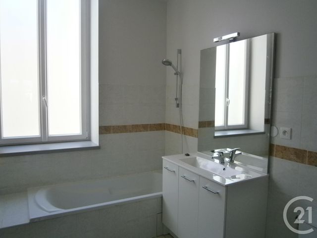 Appartement F3 &agrave; louer - 3 pi&egrave;ces - 81 m2 - Carcassonne - 11 - LANGUEDOC-ROUSSILLON