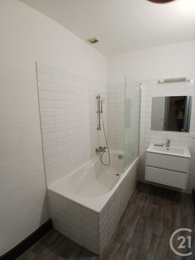 Appartement F3 &agrave; louer - 3 pi&egrave;ces - 71,30 m2 - Carcassonne - 11 - LANGUEDOC-ROUSSILLON