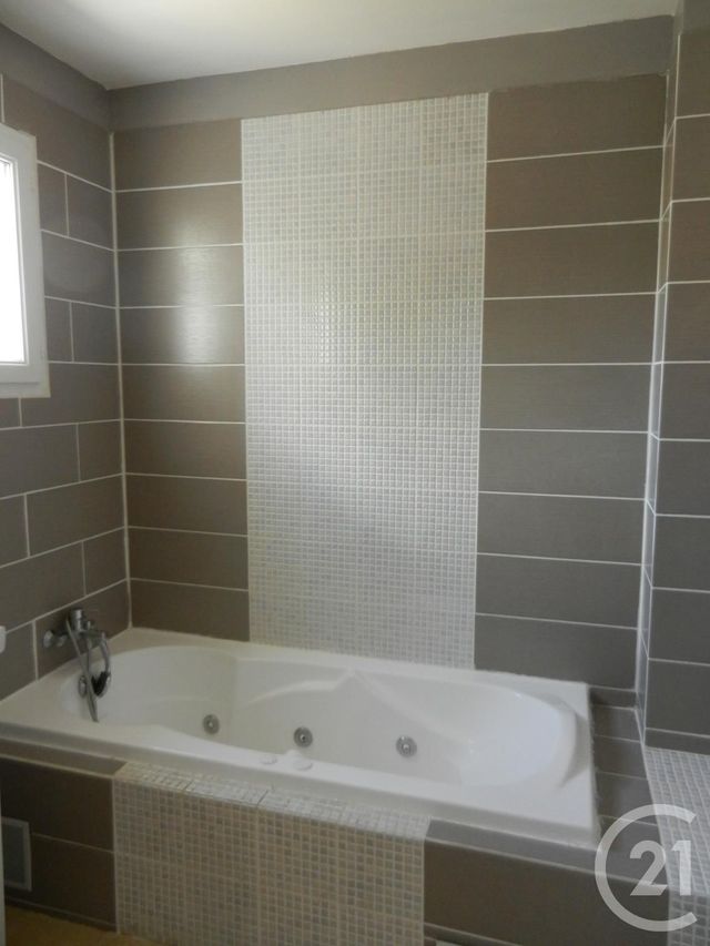 Maison &agrave; louer - 4 pi&egrave;ces - 78,70 m2 - Moussoulens - 11 - LANGUEDOC-ROUSSILLON