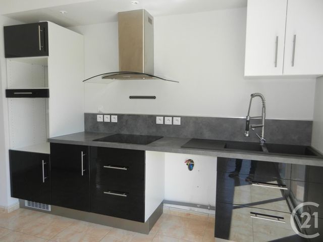 Maison &agrave; louer - 4 pi&egrave;ces - 78,70 m2 - Moussoulens - 11 - LANGUEDOC-ROUSSILLON