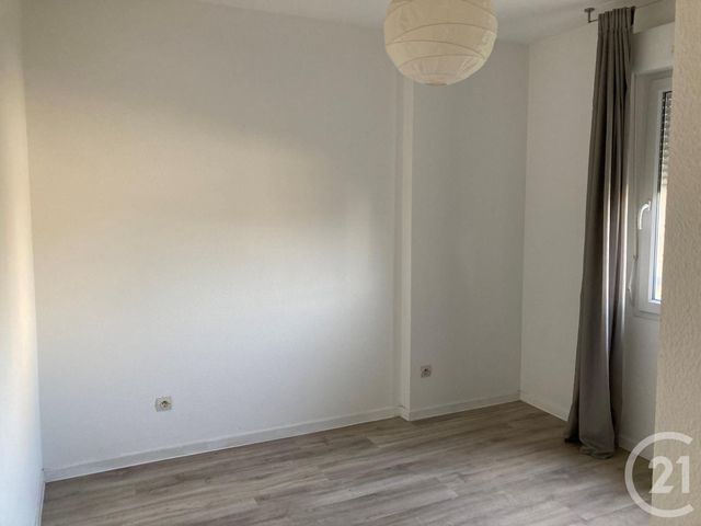 Appartement F3 &agrave; louer - 3 pi&egrave;ces - 49,70 m2 - Carcassonne - 11 - LANGUEDOC-ROUSSILLON