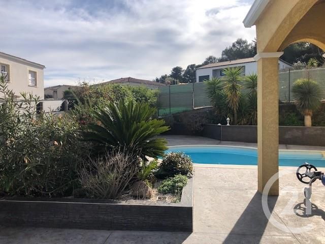 Maison &agrave; louer - 4 pi&egrave;ces - 119 m2 - Villemoustaussou - 11 - LANGUEDOC-ROUSSILLON