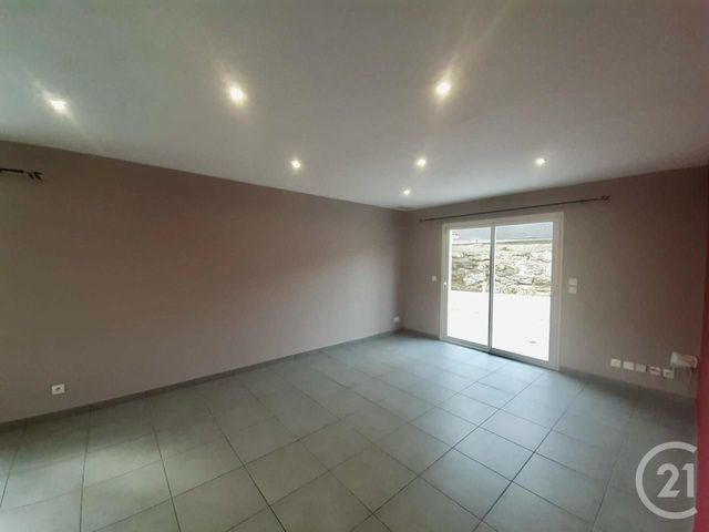 Maison &agrave; louer - 4 pi&egrave;ces - 119 m2 - Villemoustaussou - 11 - LANGUEDOC-ROUSSILLON