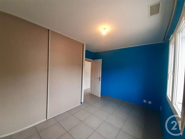 Maison &agrave; louer - 4 pi&egrave;ces - 119 m2 - Villemoustaussou - 11 - LANGUEDOC-ROUSSILLON