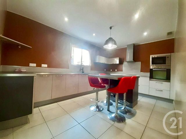 Maison &agrave; louer - 4 pi&egrave;ces - 119 m2 - Villemoustaussou - 11 - LANGUEDOC-ROUSSILLON