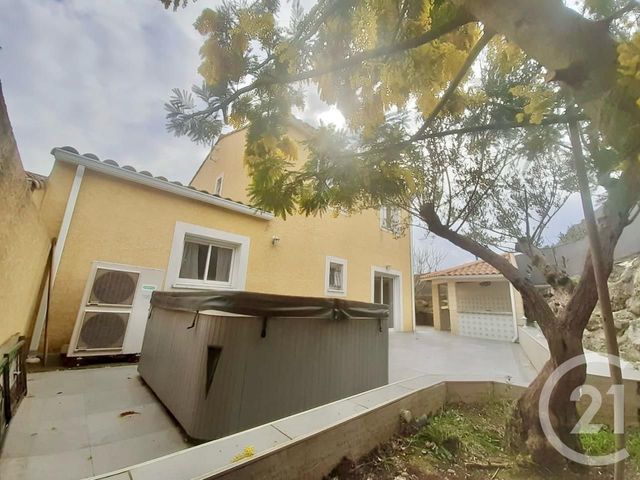 Maison &agrave; louer - 4 pi&egrave;ces - 119 m2 - Villemoustaussou - 11 - LANGUEDOC-ROUSSILLON