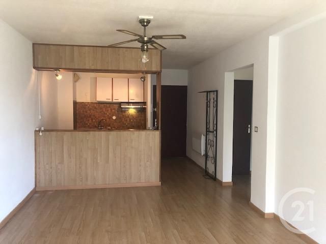 Appartement F2 &agrave; louer - 2 pi&egrave;ces - 46 m2 - Carcassonne - 11 - LANGUEDOC-ROUSSILLON