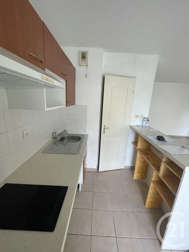 Appartement F2 &agrave; louer - 2 pi&egrave;ces - 44 m2 - Carcassonne - 11 - LANGUEDOC-ROUSSILLON