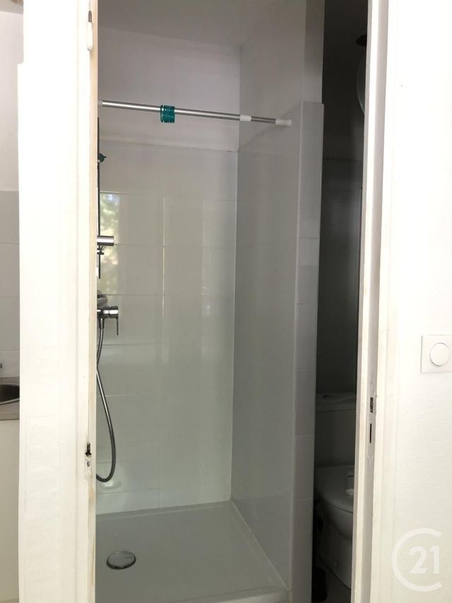 Appartement Studio &agrave; louer - 1 pi&egrave;ce - 25 m2 - Carcassonne - 11 - LANGUEDOC-ROUSSILLON