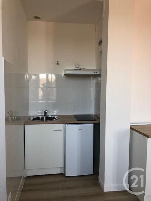 Appartement Studio &agrave; louer - 1 pi&egrave;ce - 23 m2 - Carcassonne - 11 - LANGUEDOC-ROUSSILLON