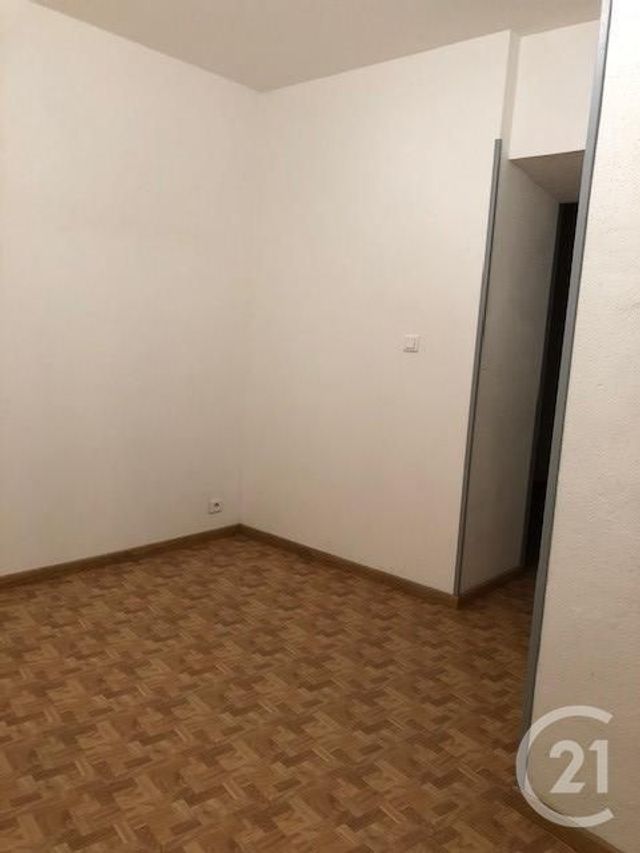 Maison &agrave; louer - 3 pi&egrave;ces - 66 m2 - St Hilaire - 11 - LANGUEDOC-ROUSSILLON