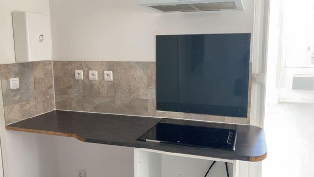 Appartement F2 &agrave; louer - 2 pi&egrave;ces - 49,88 m2 - Montreal - 11 - LANGUEDOC-ROUSSILLON