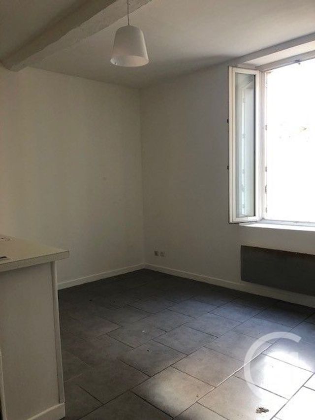 Appartement F2 &agrave; louer - 2 pi&egrave;ces - 34,78 m2 - Carcassonne - 11 - LANGUEDOC-ROUSSILLON