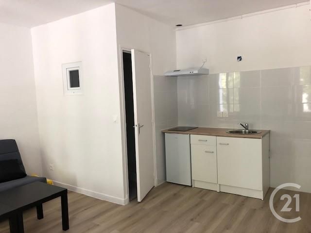 Appartement Studio &agrave; louer - 1 pi&egrave;ce - 25 m2 - Carcassonne - 11 - LANGUEDOC-ROUSSILLON
