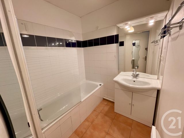 Appartement T2 &agrave; louer - 2 pi&egrave;ces - 46 m2 - Carcassonne - 11 - LANGUEDOC-ROUSSILLON