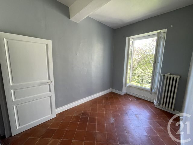 Maison &agrave; louer - 6 pi&egrave;ces - 186 m2 - Preixan - 11 - LANGUEDOC-ROUSSILLON