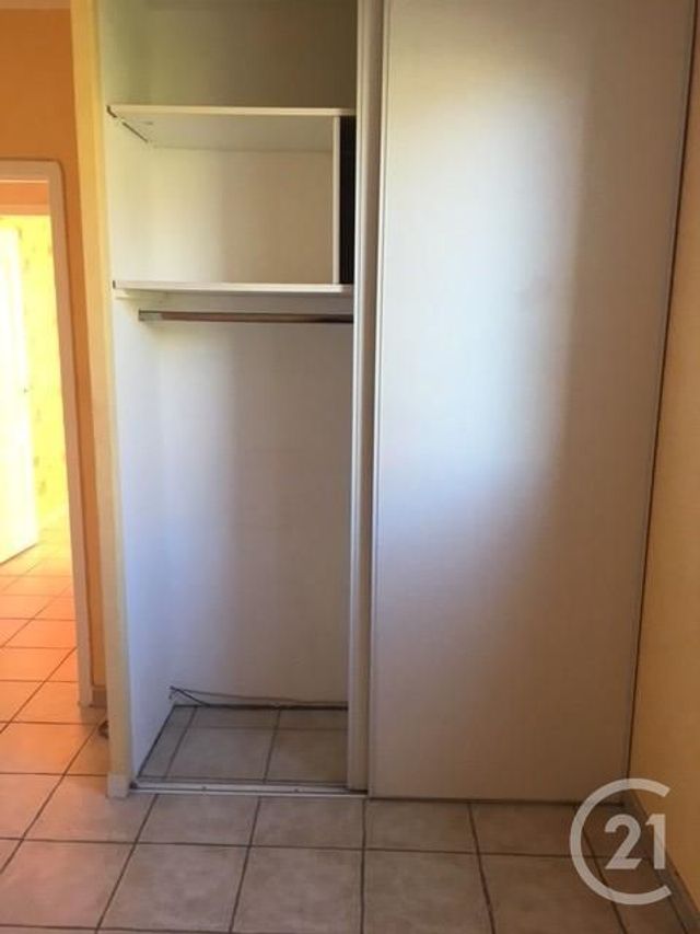 Appartement F3 &agrave; louer - 3 pi&egrave;ces - 52 m2 - Carcassonne - 11 - LANGUEDOC-ROUSSILLON