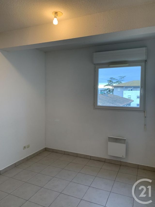 Appartement F2 &agrave; louer - 2 pi&egrave;ces - 35,70 m2 - Carcassonne - 11 - LANGUEDOC-ROUSSILLON