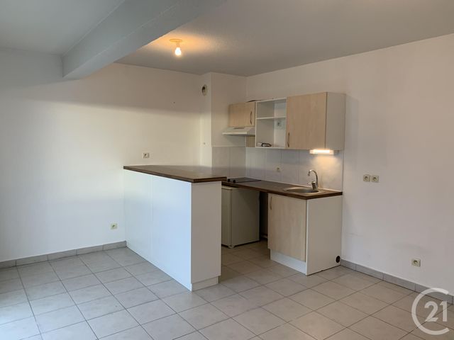 Appartement F2 &agrave; louer - 2 pi&egrave;ces - 35,70 m2 - Carcassonne - 11 - LANGUEDOC-ROUSSILLON