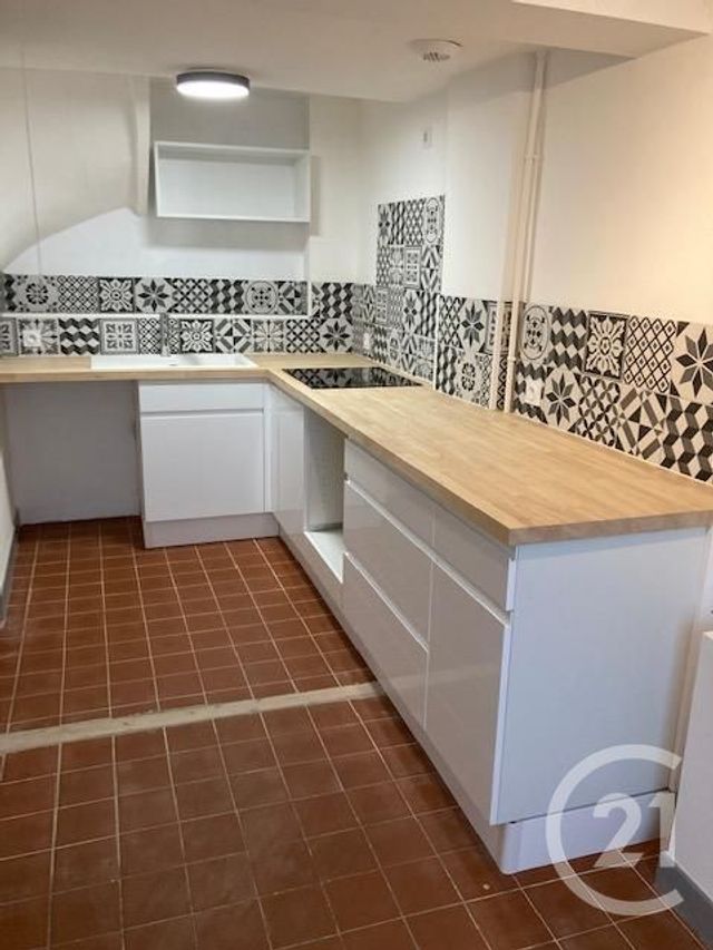 Maison &agrave; louer - 4 pi&egrave;ces - 92 m2 - Carcassonne - 11 - LANGUEDOC-ROUSSILLON