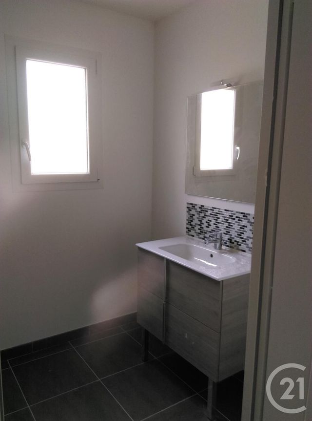 Maison &agrave; louer - 4 pi&egrave;ces - 87 m2 - Villegailhenc - 11 - LANGUEDOC-ROUSSILLON
