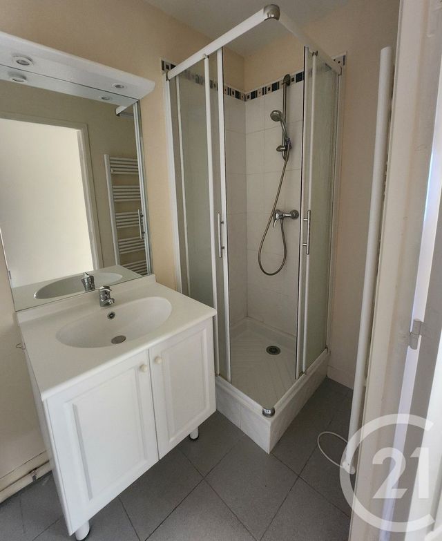 Appartement à louer - 2 pièces - 38 m2 - Lorient - 56 - BRETAGNE