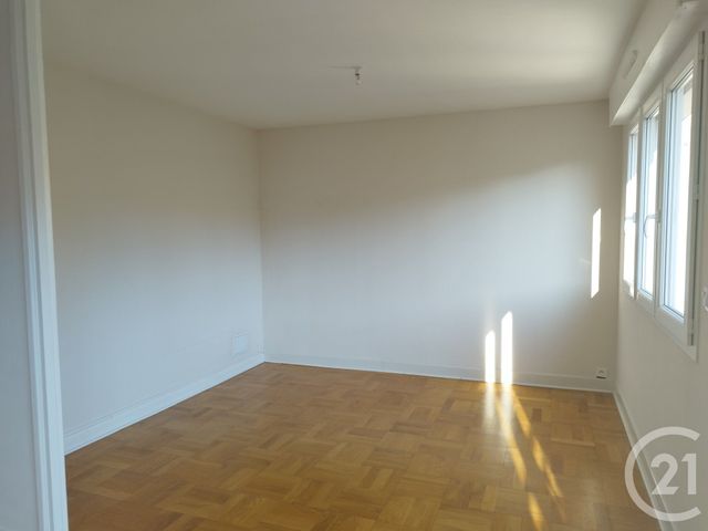 Appartement &agrave; louer - 3 pi&egrave;ces - 75,50 m2 - Lorient - 56 - BRETAGNE