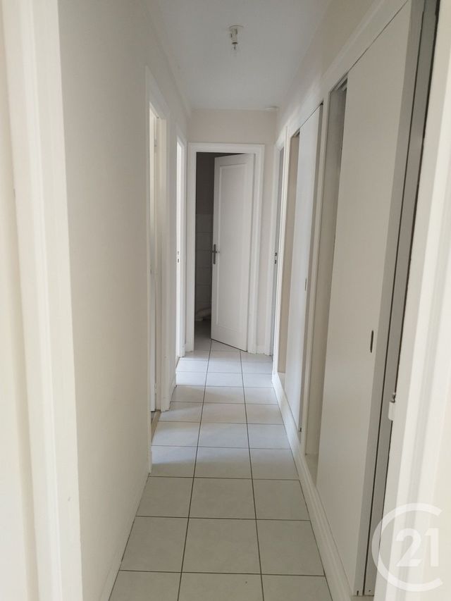 Appartement &agrave; louer - 3 pi&egrave;ces - 75,50 m2 - Lorient - 56 - BRETAGNE