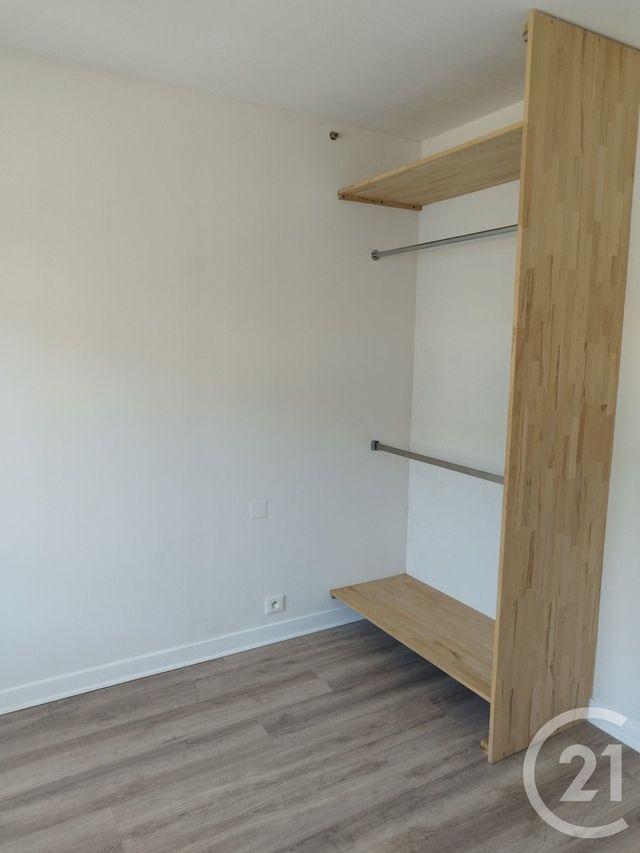 Appartement &agrave; louer - 3 pi&egrave;ces - 75,50 m2 - Lorient - 56 - BRETAGNE