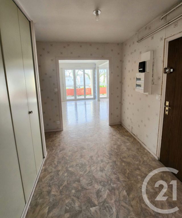 Appartement &agrave; louer - 3 pi&egrave;ces - 79,25 m2 - Lanester - 56 - BRETAGNE