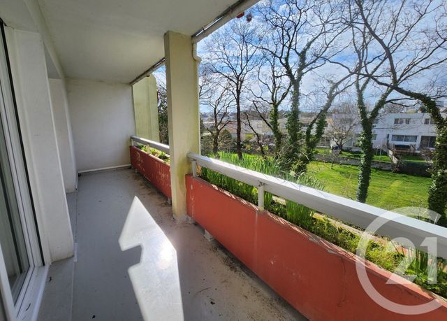 Appartement &agrave; louer - 3 pi&egrave;ces - 79,25 m2 - Lanester - 56 - BRETAGNE