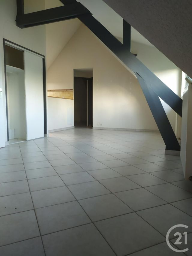 Appartement F4 &agrave; louer - 3 pi&egrave;ces - 44 m2 - Lorient - 56 - BRETAGNE