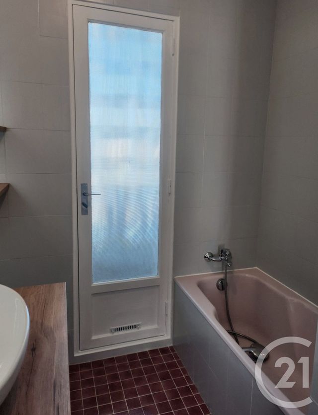 Appartement F3 &agrave; louer - 3 pi&egrave;ces - 62,57 m2 - Lorient - 56 - BRETAGNE