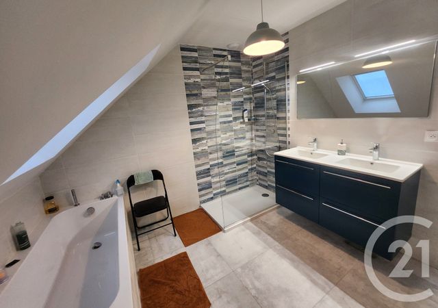 Maison &agrave; louer - 5 pi&egrave;ces - 105 m2 - Lorient - 56 - BRETAGNE