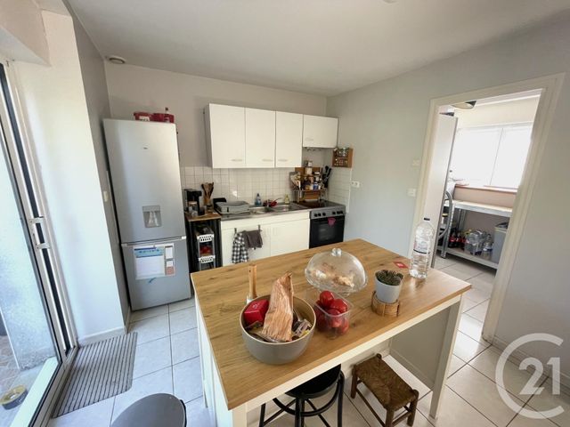 Maison &agrave; louer - 3 pi&egrave;ces - 58,30 m2 - Queven - 56 - BRETAGNE