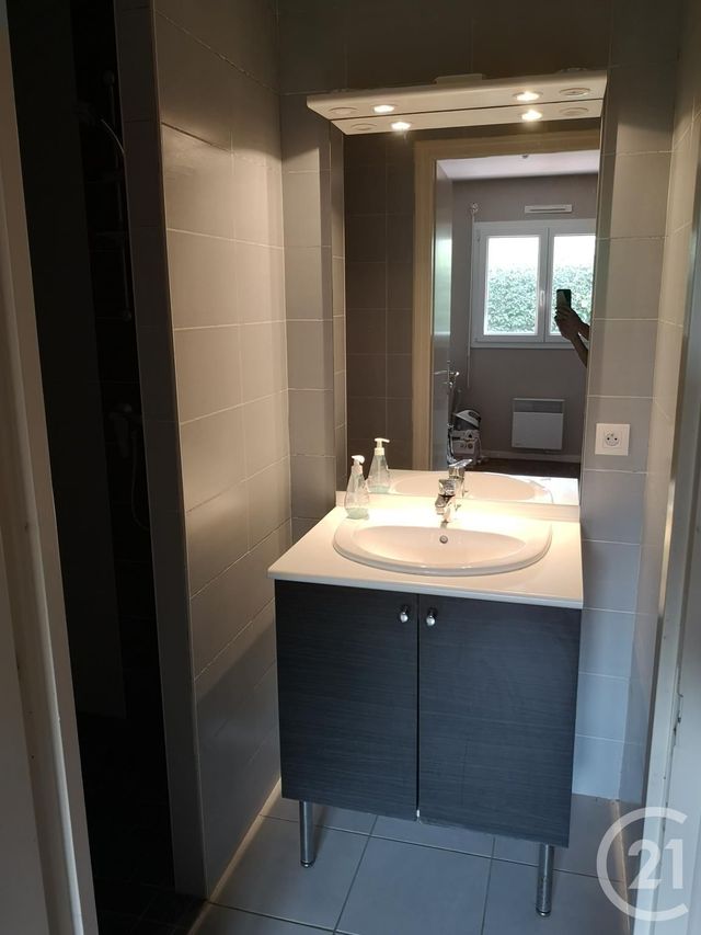 Maison &agrave; louer - 6 pi&egrave;ces - 114 m2 - Guidel - 56 - BRETAGNE